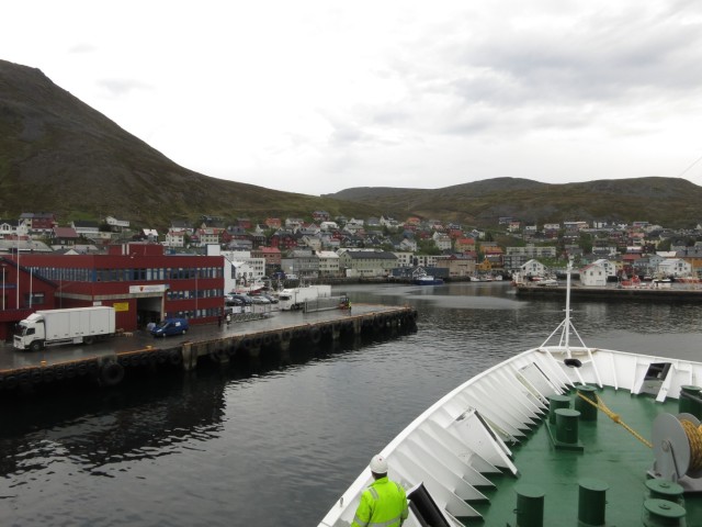 Hurtigruten_2015-06-22_11-08